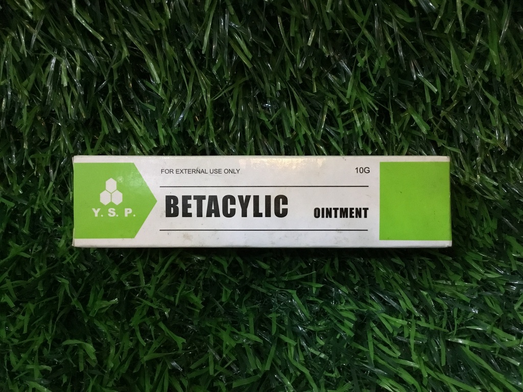 Betacylic Ointment